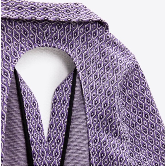 Women’s Zara Bodysuit Large Lavender Printed Collared Short Sleeve Back Cutout - Picture 4 of 12